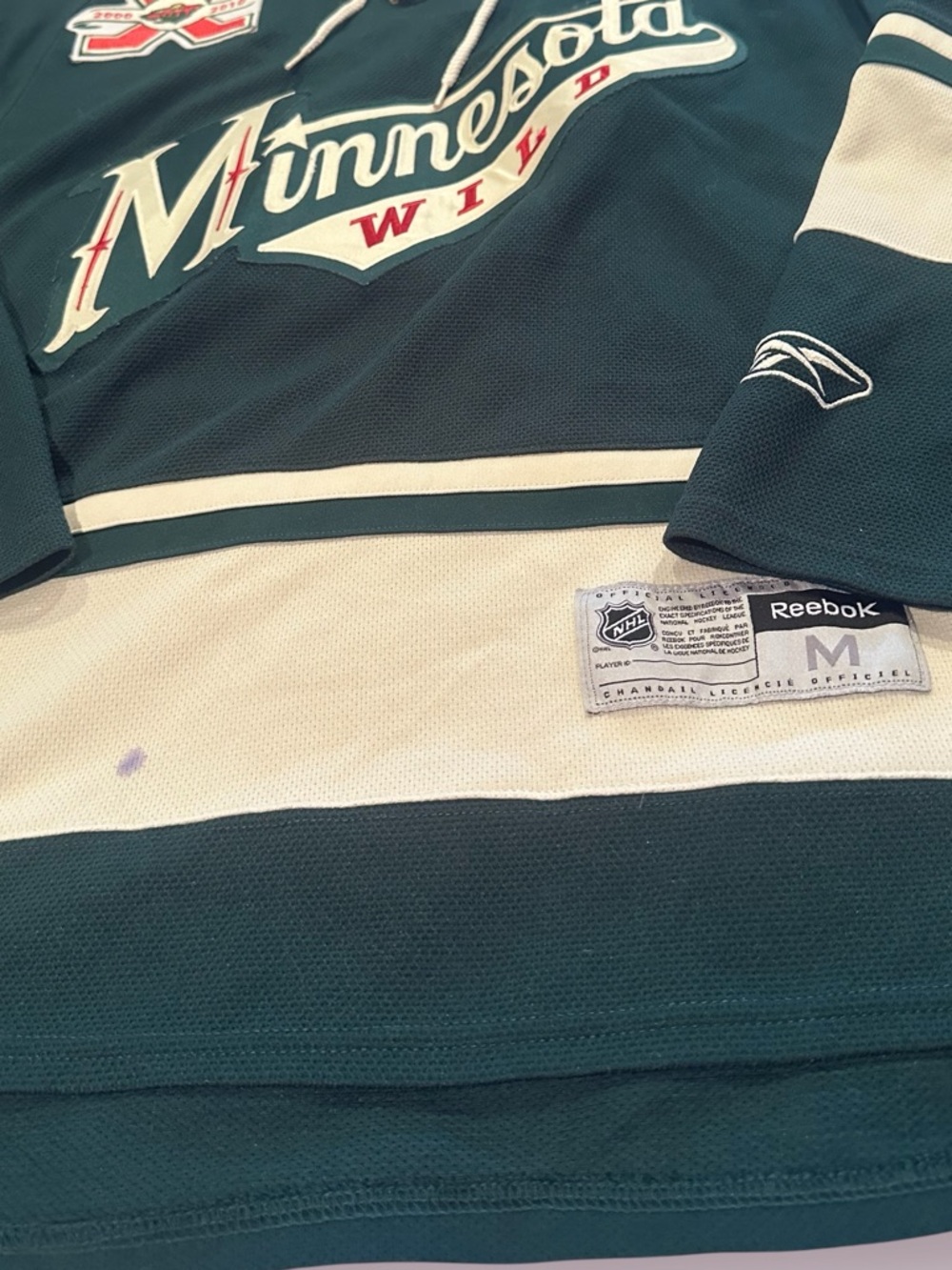 Men's Reebok Minnesota Wild Hockey Jersey 10th Anniversary Staubitz #16 Sz Med - Picture 2 of 11